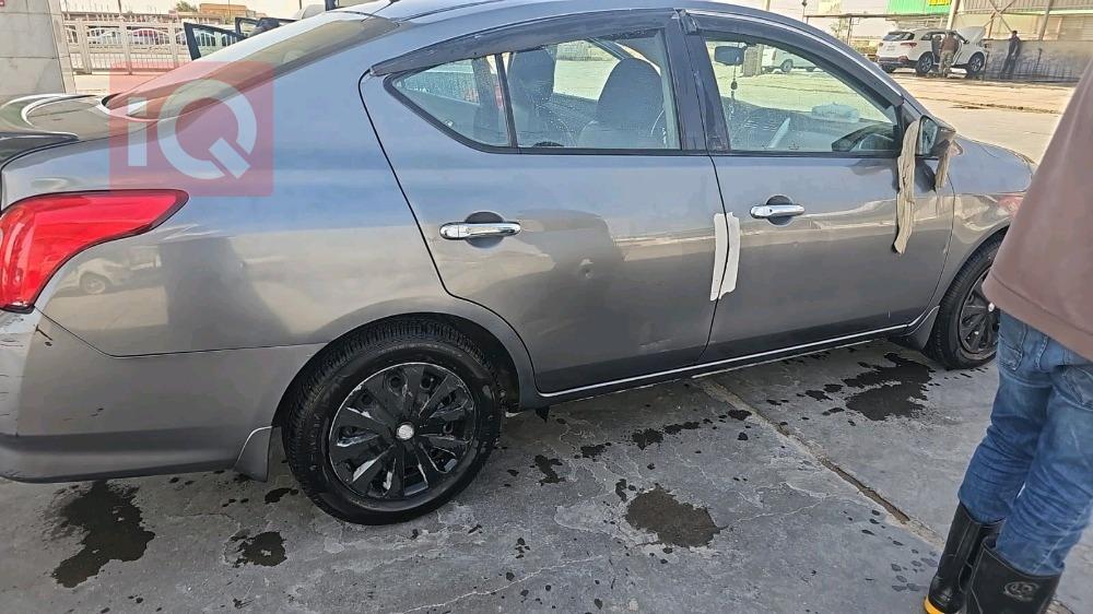 نيسان فيرسا نوت